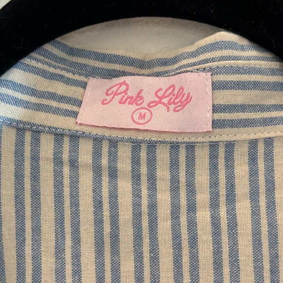 Pink Lily Striped Romper Size Medium NWOT - Picture 3 of 3